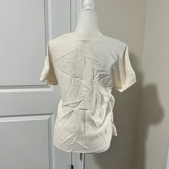 Banana Republic Jewel Neck Relaxed Short Sleeve Blouse - Picture 5 of 12